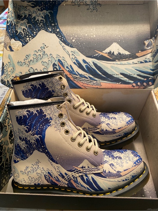 Dr. Martens Shoes - The Met x Dr. Martens: The Great Wave Leather Boots